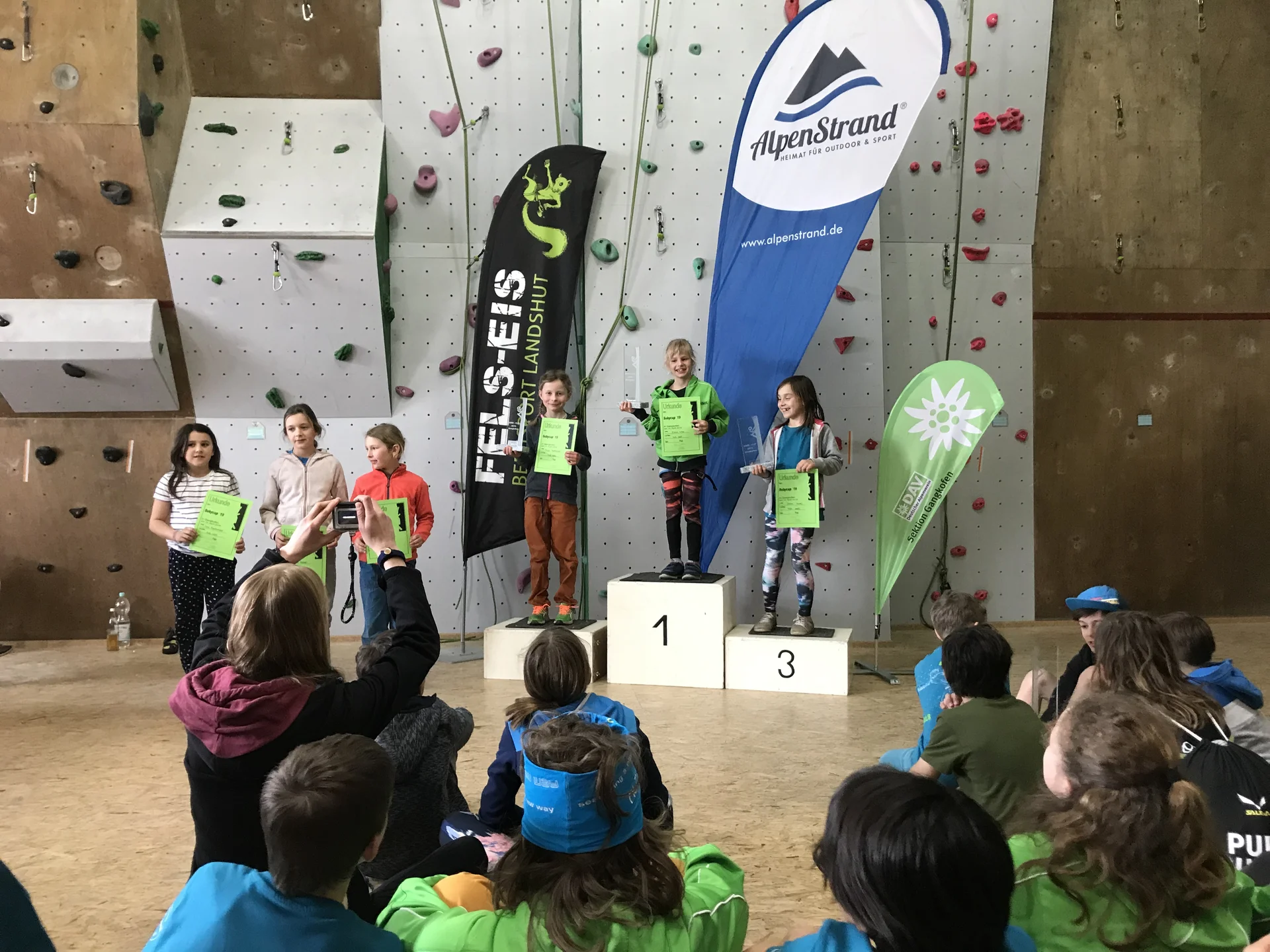 © DAV Sektion Rosenheim Rock&Bloc